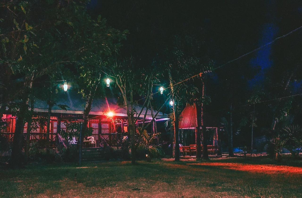 เดอะ เพลิแกน รีสอร์ต Hotel Batangas ภายนอก รูปภาพ