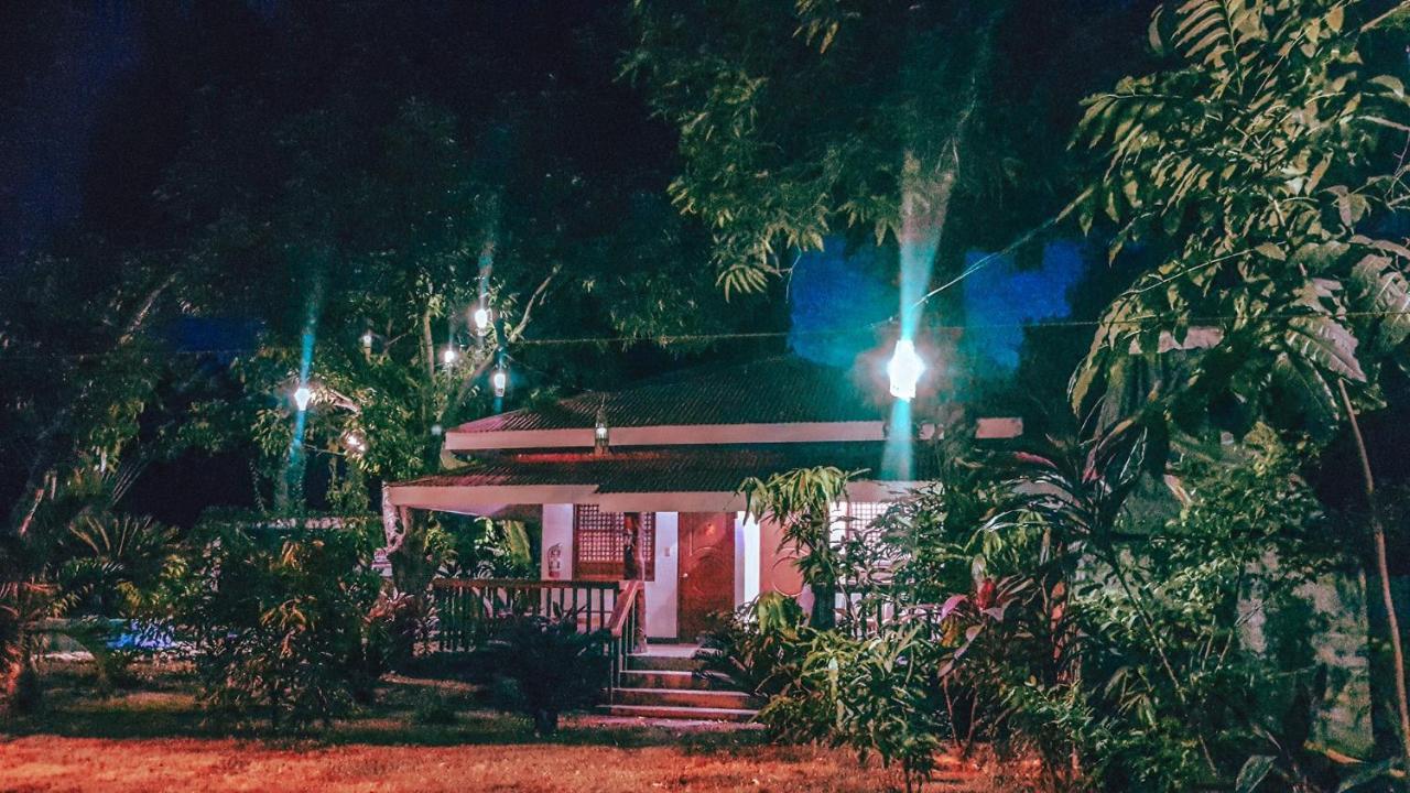 เดอะ เพลิแกน รีสอร์ต Hotel Batangas ภายนอก รูปภาพ