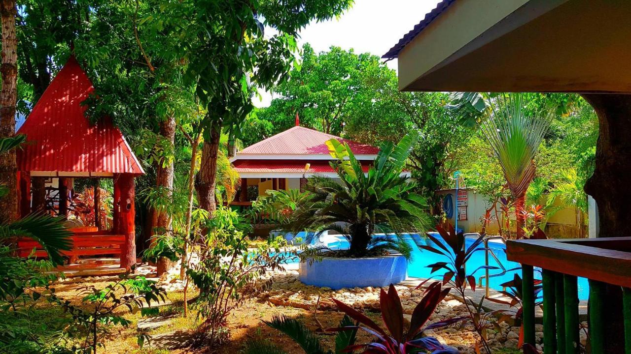เดอะ เพลิแกน รีสอร์ต Hotel Batangas ภายนอก รูปภาพ